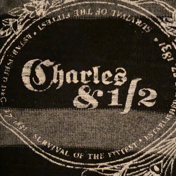 Sweater - Picture 6 of 7